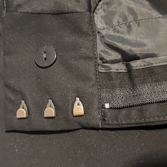 *ISO* Express Mid-Rise Ankle Pants. - Picture 4 of 5